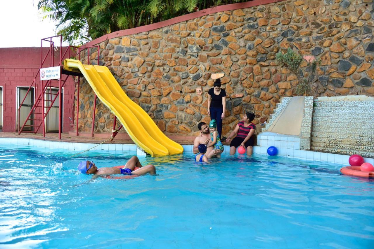 Surya Shibir Resort ปูเน่ ภายนอก รูปภาพ