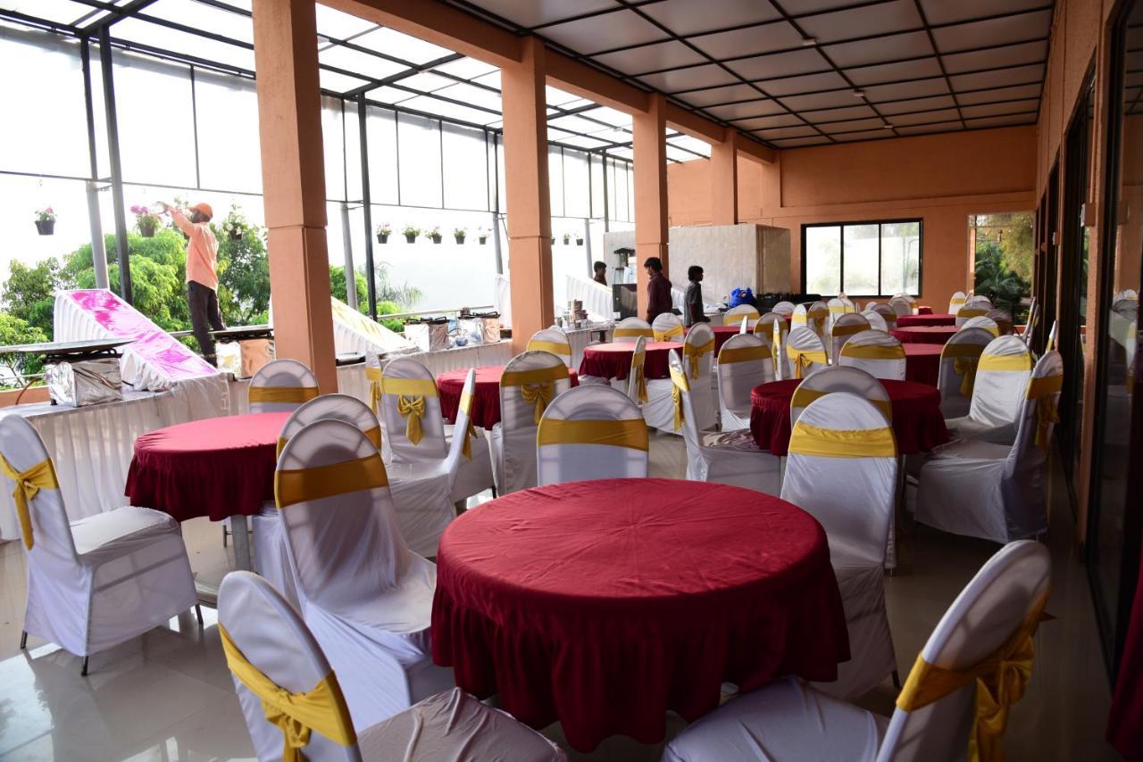 Surya Shibir Resort ปูเน่ ภายนอก รูปภาพ