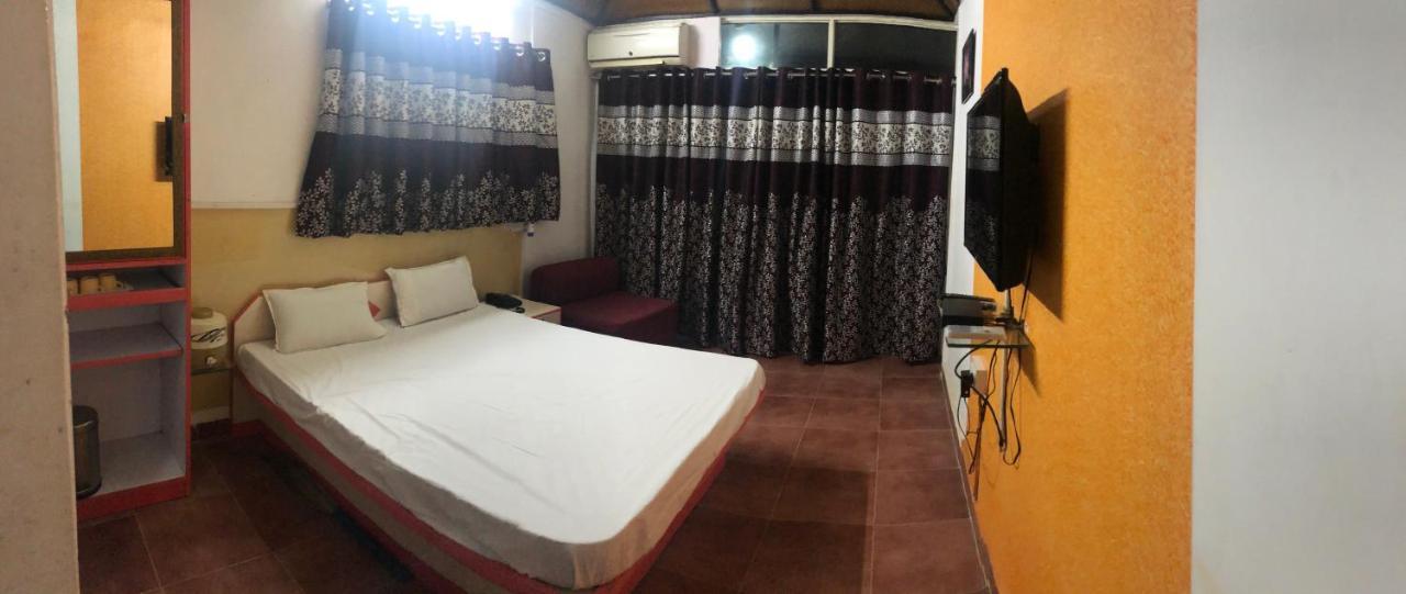 Surya Shibir Resort ปูเน่ ภายนอก รูปภาพ