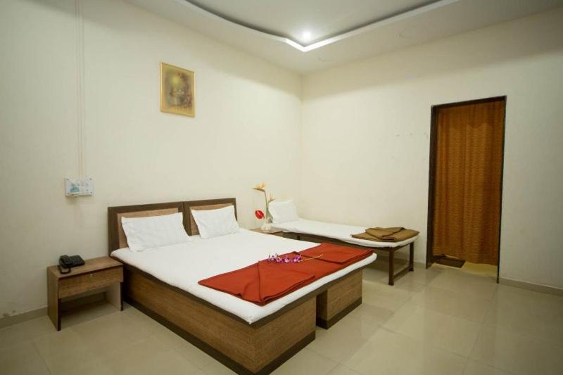 Surya Shibir Resort ปูเน่ ภายนอก รูปภาพ